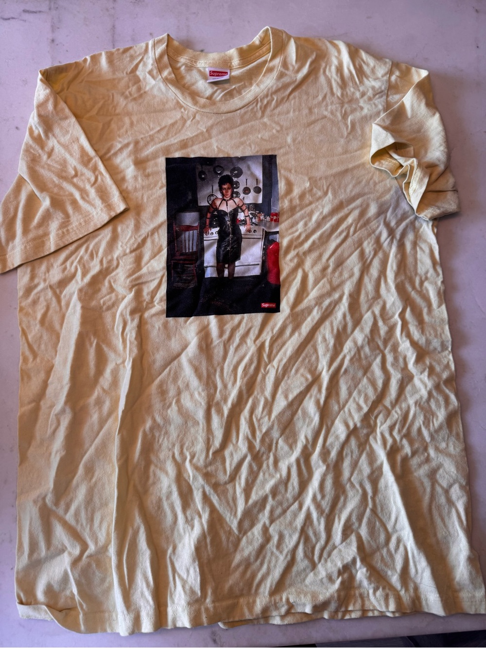 Supreme Men's Cream Graphic Logo T-Shirt